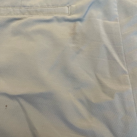 Greg Norman Collection Cream Cargo Shorts - Picture 6 of 6